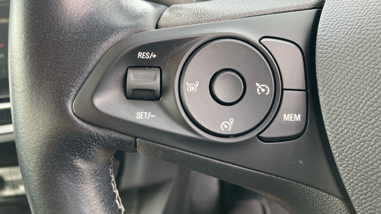 Vauxhall Corsa 1.2 SE 5dr Petrol Hatchback